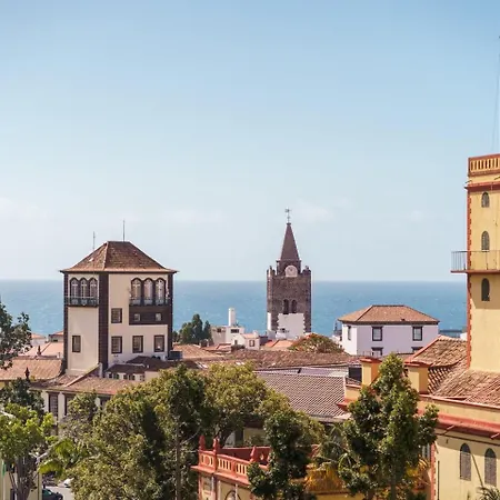 Guestready - Perfect In The Centre *