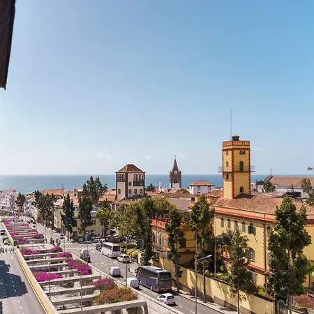 Guestready - Perfect In The Centre