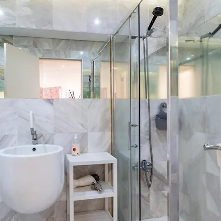 Guestready - Perfect In The Centre شقة *